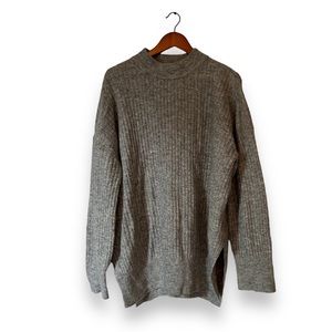 [H&M] Gray Mockneck Sweater